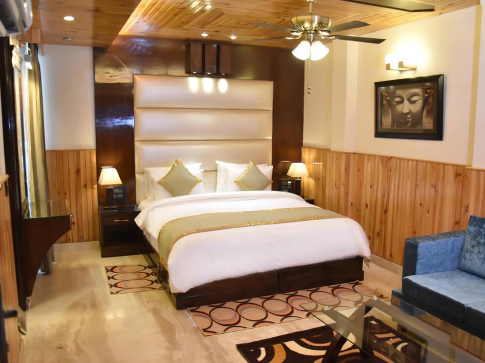 Wood Castle Grand Hotell New Delhi Exteriör bild